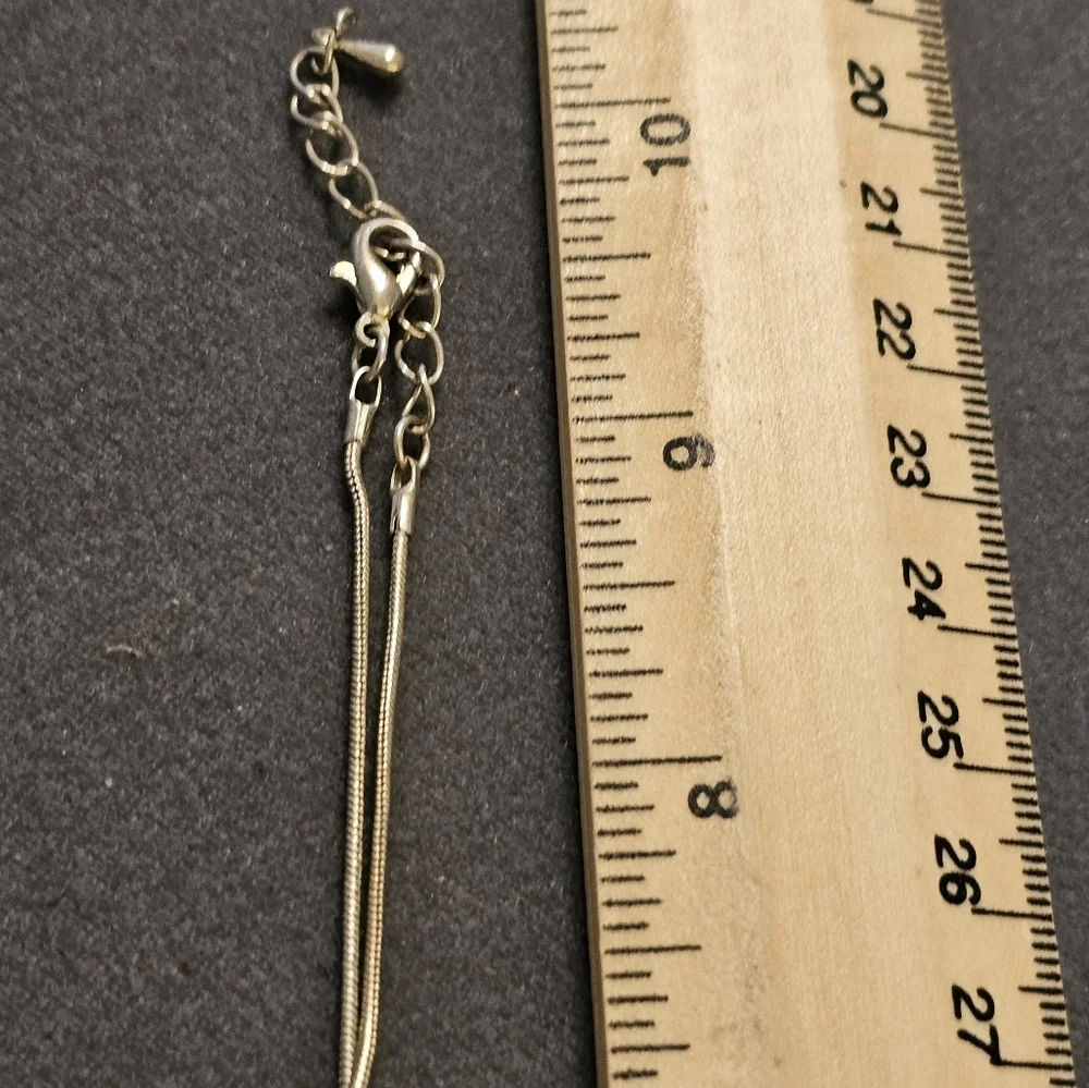 Sterling Silver Mom Dolphin And‎ Baby. Pendant Necklace. Much Detail